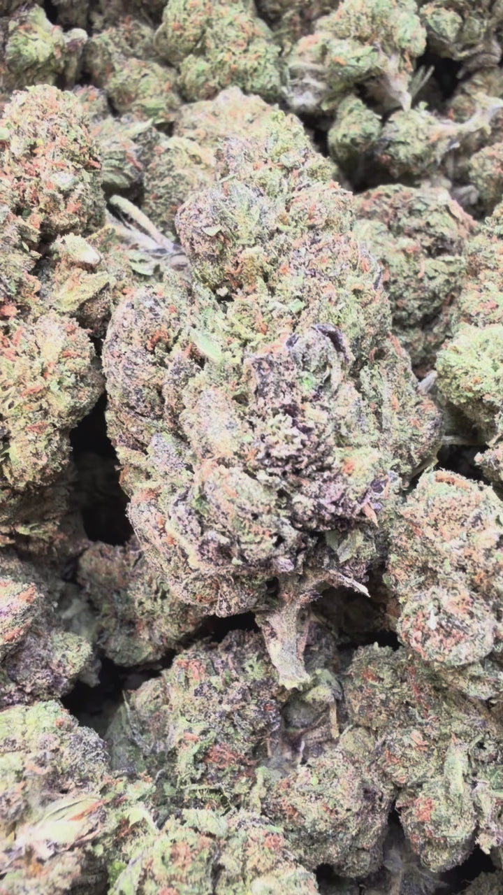 Load video: Sour Diesel - Bulk - Sativa