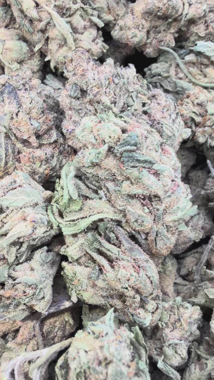 Load video: Banana Runtz - Bulk - Hybrid