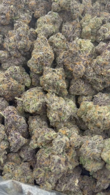 Load video: Darth Vader Littles - Bulk - Indica