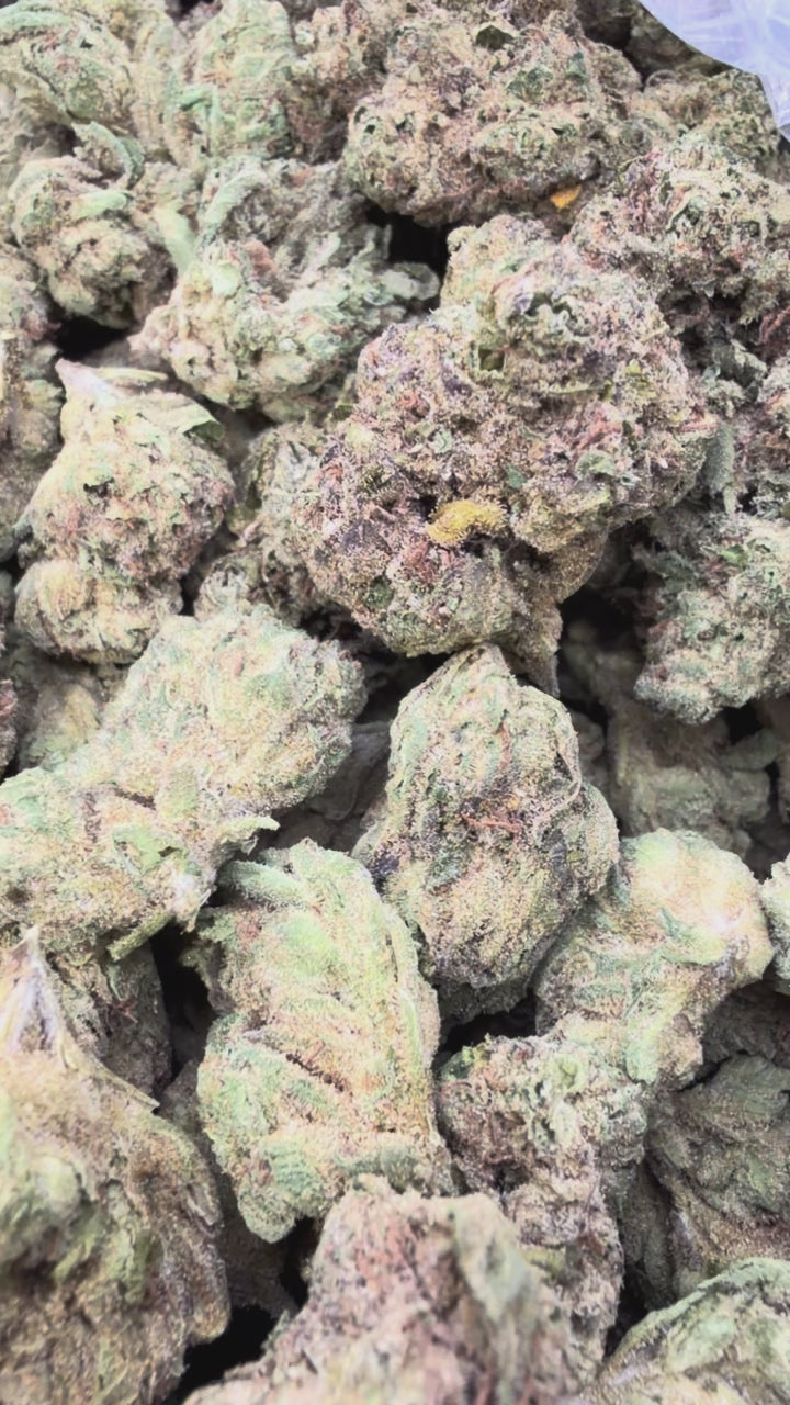 Load video: Galactic Runtz - Bulk - Indica