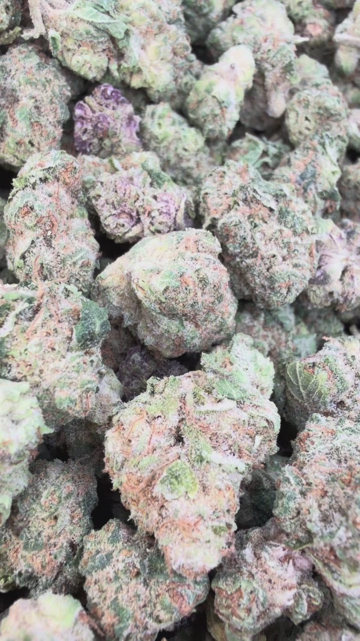 Load video: Lambs Bread Littles - Bulk Littles - Sativa